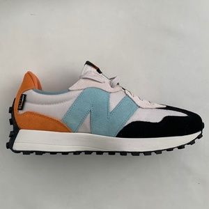 New Balance 327